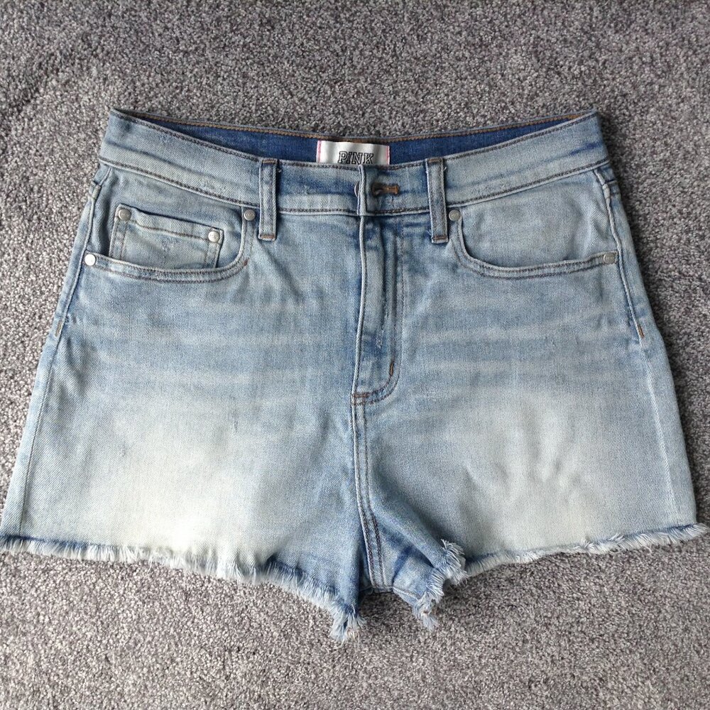 ⭐PINK VICTORIA’S SECRET CUTOFF DENIM SHORTS in Light Wash, size 10⭐